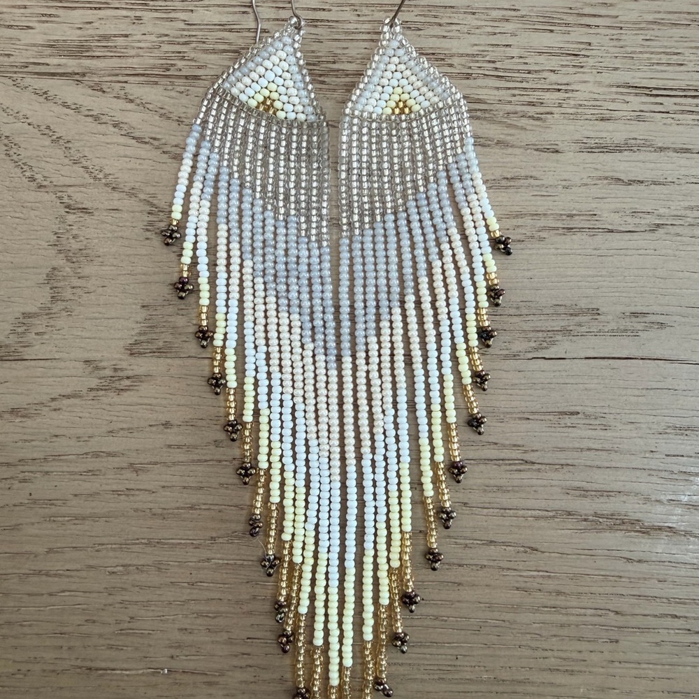 Elegant Beaded Fringe Earrings - Gold and White